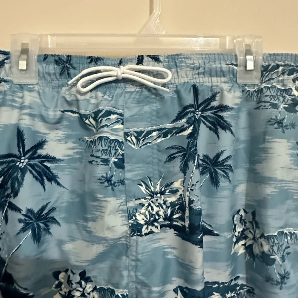 Old Navy Large Hawaiian Floral Blue Beach Swim Trunks